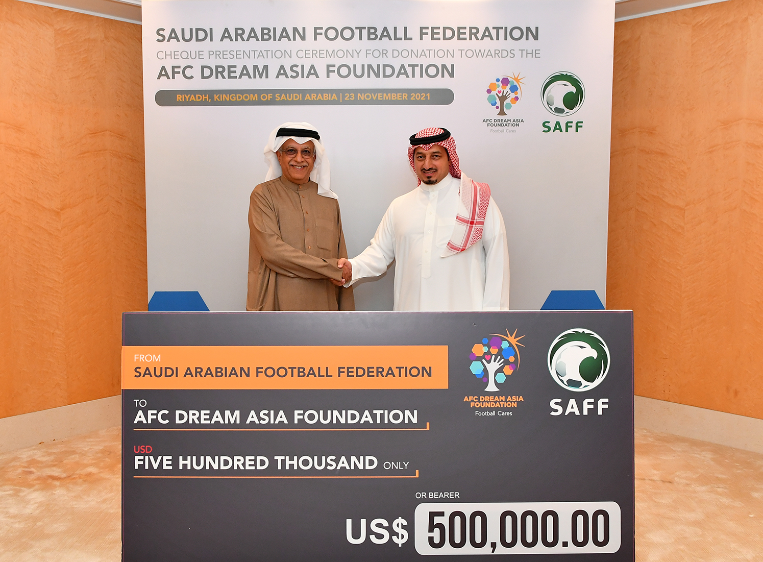هدیه چرب سعودی‌ها به AFC بعد از قهرمانی الهلال/عکس