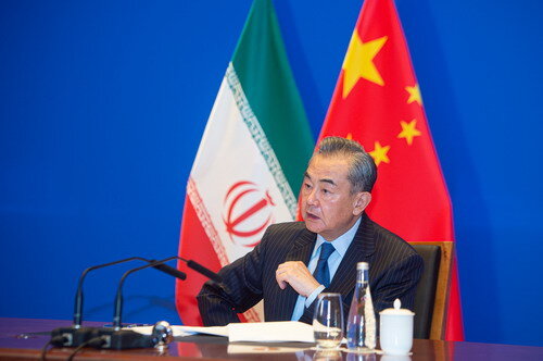 اعلام آمادگی چین به ایران برای مقابله با یکجانبه‌گرایی