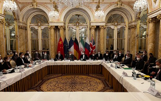 یک منبع نزدیک به تیم مذاکره کننده ایران:برای ما حالت اضطراری در مذاکرات وجود ندارد