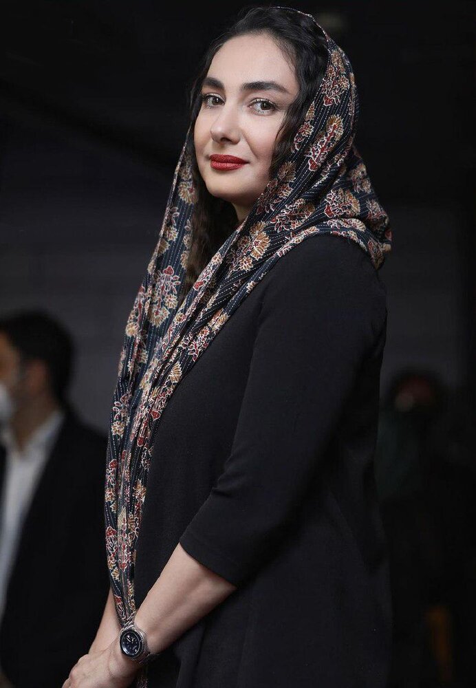 هانیه توسلی و سحر دولتشاهی در اکرانِ فیلم تازه نیکی کریمی/ عکس 