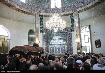 تصاویر | تشییع پیکر آیت‌الله سید رضی شیرازی