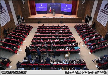 تصاویر | دیدار دانشجویان و تشکلهای دانشجویی با رئیس جمهور