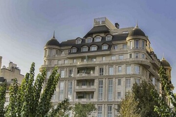 عکس | آگهی جالب فروش یک خانه در فرمانیه؛ ۴۵۰ متر با استخر فقط ۲ میلیون تومان