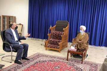 گزارش اینستاگرامی وزیر امور خارجه از دیدار اخیرش با تعدادی از مراجع تقلید در قم
