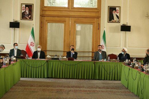 نشست دبیران کارگروه‌های تخصصی شورای عالی امور ایرانیان خارج از کشور برگزار شد
