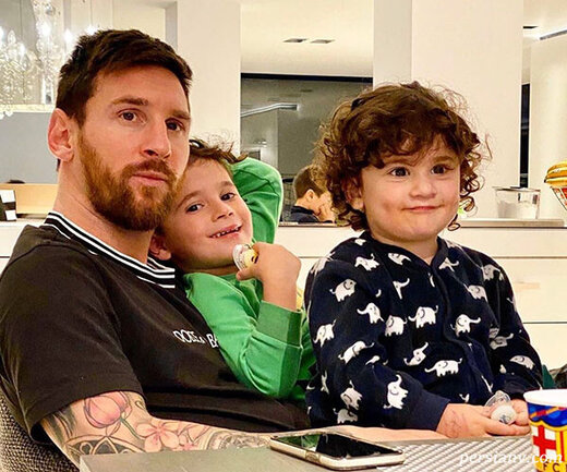ببینید | فوتبال بازی کردن مسی با ۳ فرزندش در خانه به سبک بچه‌های دهه 60