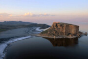 ببینید | ویدیویی دردناک از دریاچه ارومیه؛ بلایی که سر محیط زیست آمده!