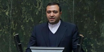  سختگیری در به‌کارگیری «نیروهای انقلابی» باید رفع شود / از آنان سابقه کار و رزومه نخواهید