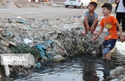 مرگ کودک اهوازی در کانال فاضلاب/ مسئولان با هم مشاجره می‌کنند