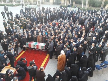 مراسم تشییع پیکر سفیر ایران در وزارت خارجه/امیرعبداللهیان: شهید ایرلو برای رساندن پیام مردم مظلوم یمن از هیچ کوششی دریغ نکرد

