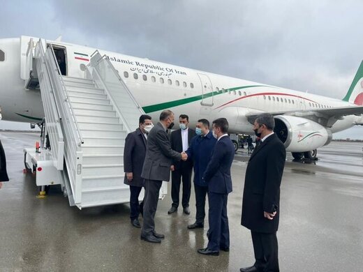 Iran FM arrives in Baku to meet Azeri high-ranking officials