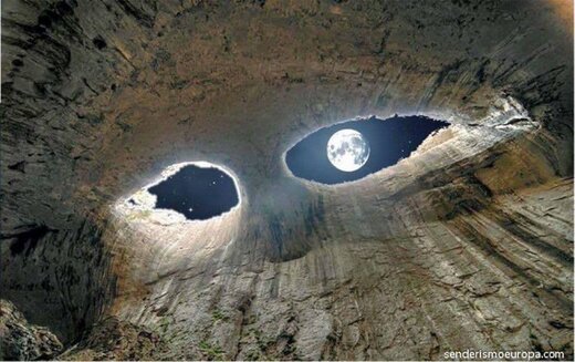 غار Prohodna در بلغارستان که به چشمان خدا شهرت دارد