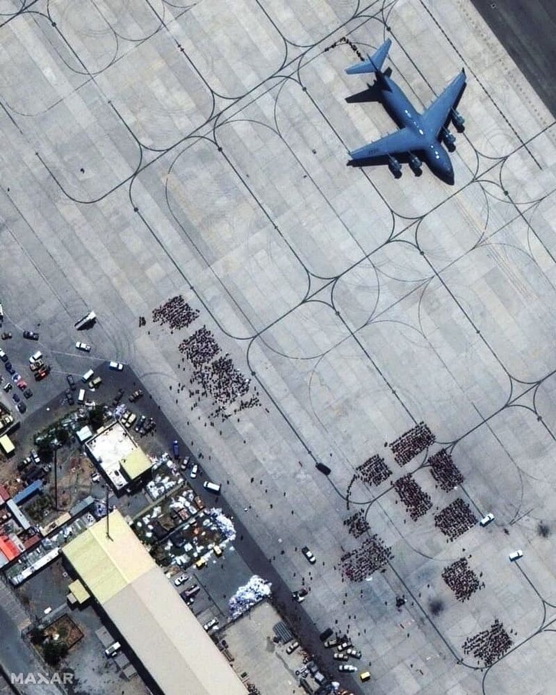 عکس های هوایی از تلخ ترین حادثه تاریخ افغانستان؛ دست گل آمریکایی ها را ببینید