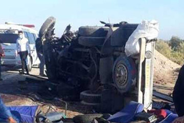 تصاویر | تصادف مرگبار و زنجیره‌ای در محور اهواز - خرمشهر 