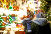 تصاویر | حال و هوای کریسمس درخیابان‌های تهران