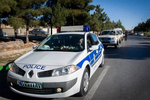 ببینید | ماجرای برخورد کامیون با ماشین پلیس چه بود؟