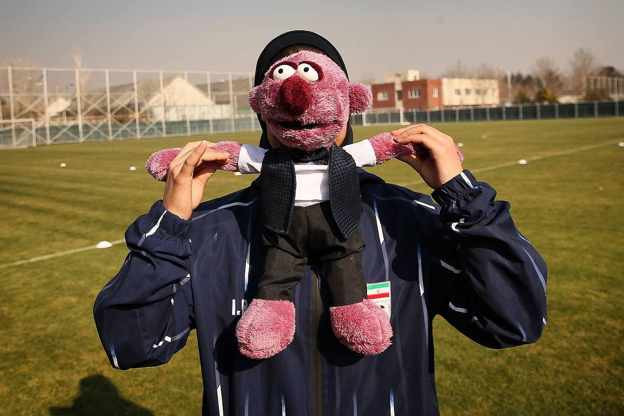 عروسک‌بازی در اردوی ملی فوتبال/عکس