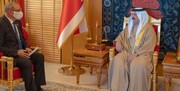 سفیر رژیم صهیونیستی استوارنامه خود را تقدیم شاه بحرین کرد