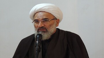 امام جمعه آبادان: آبادان پس از جنگ، همچنان عقب مانده و بی بهره از امکانات اولیه است