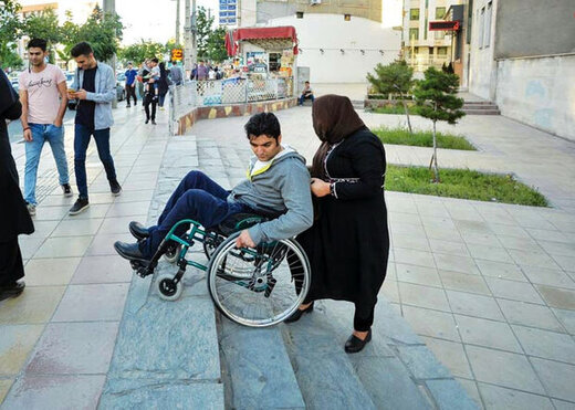 طبق یک تفاهم‌نامه: 4000 خانواده محروم دارای دو معلول خانه‌دار می‌شوند