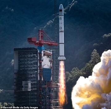 چین از ساخت یک موشک خارق‌العاده خبر داد