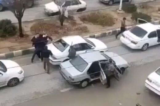 ببینید | حمله هولناک خلافکاران با اسلحه و قمه به یک شهروند در یاسوج