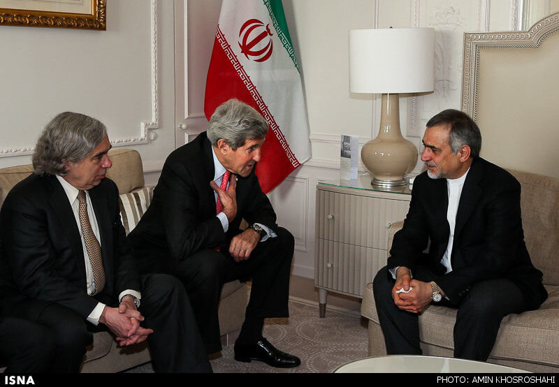 ببینید | ماجرای فیلم تسلیت جان کری و هیات آمریکایی به حسین فریدون  در وین چیست؟