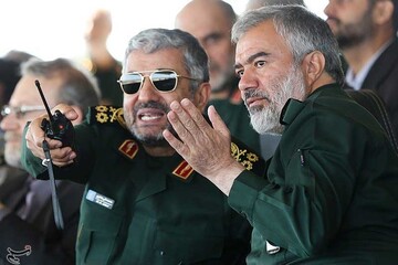 جانشین فرمانده کل سپاه : گرفتاریهایی که در داخل کشور وجود دارد در شان ملت نیست