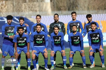 دربی امیدها را پرسپولیس برد