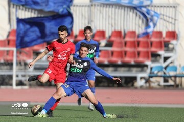 دربی امیدها را پرسپولیس برد