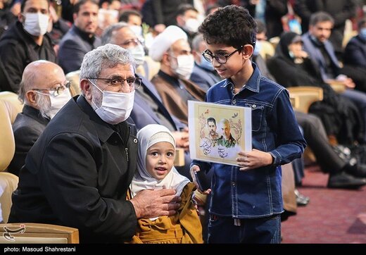 تصاویر | سردار قاآنی، زاکانی، چمران و مدیرعامل اسبق پرسپولیس در همایش یاران سلیمانی 17