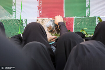 مراسم تشییع پیکر مطهر 150شهید گمنام در تهران