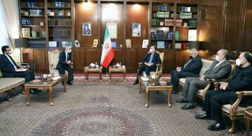 سفیر جدید الجزایر با امیرعبداللهیان دیدار کرد سفیر جدید الجزایر با امیرعبداللهیان دیدار کرد