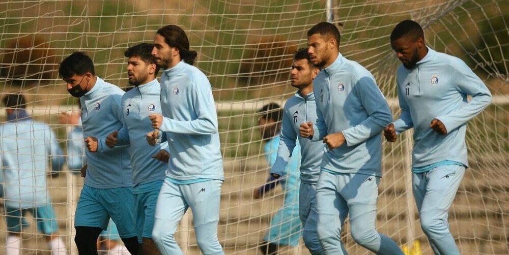 موافقت فرهاد مجیدی با مرخصی خارجیهای استقلال