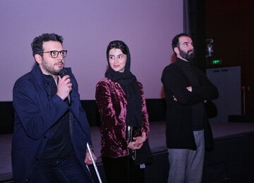 محسن قرایی، لاله مرزبان و پدرام شریفی در اکران مردمی فیلم «بی همه چیز»/ عکس 