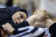 ببینید | زورآزمایی جالب زنان در مسابقات مچ‌اندازی تهران