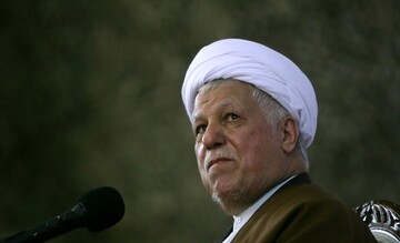 دو روز پس از سالروز درگذشت، صدا و سیما یاد «یار دیرین امام و رهبری» افتاد دو روز پس از سالروز درگذشت، صدا و سیما یاد «یار دیرین امام و رهبری» افتاد