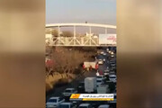ببینید | اقدام به خودکشی مرد مشهدی از روی پل عابر پیاده