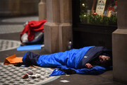 ببینید | وضعیت عجیب کارتن‌خواب‌ها در خیابان‌های آمریکا