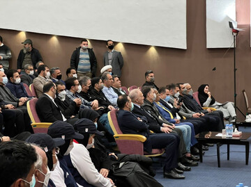 اشک‌های کلانی و حضور اسکوچیچ در مراسم بدرقه زنان فوتبال ایران/عکس