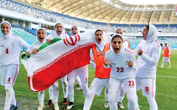 پیام تلفنی تاج به دختران ایران؛ به شما افتخار می کنیم