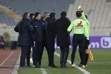 درگیری لفظی کادر فنی پرسپولیس و فولاد