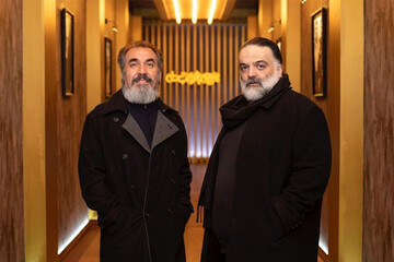 عکس | بازسازی سلفی دیده نشده شجریان با سیامک انصاری و علیرضا عصار بعد از ۲۵ سال