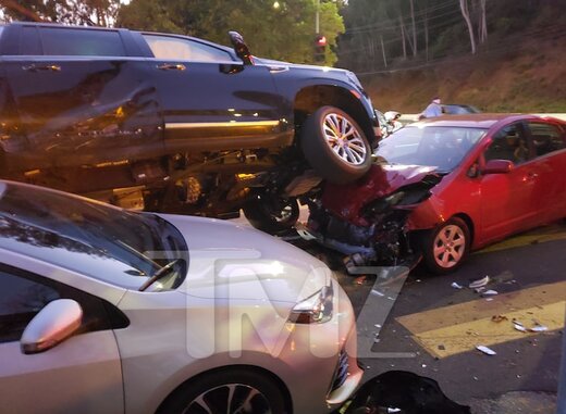 تصادف شدید آرنولد شوارتزنگر در لس‌آنجلس/ عکس