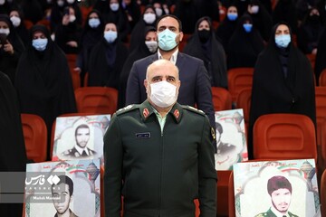 حرکات نمایشی زنان پلیس با اسلحه در تهران