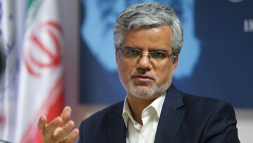 انتقاد محمود صادقی به اخراج اساتید از دانشگاه‌ها: ۷۰ درصد اختیارات ، خارج از کنترل وزارت علوم است