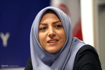 انتقاد مجری گفت و گوی زنده رئیسی از هجوم کاربران فضای مجازی به او با ادبیات «پر از بی ادبی و بی تربیتی»/عکس انتقاد مجری گفت و گوی زنده رئیسی از هجوم کاربران فضای مجازی به او با ادبیات «پر از بی ادبی و بی تربیتی»/عکس