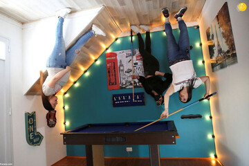 تصاویر | استقبال از خانه‌های وارونه