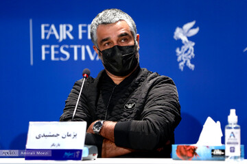 نشست خبری فیلم علف‌زار