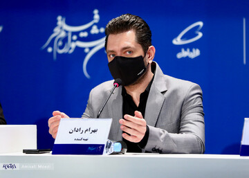نشست خبری فیلم علف‌زار